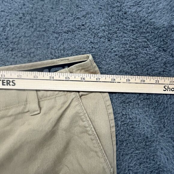 Under‎ Armour Pants Mens 34 Khaki Golf Chino Loose Fit Heat Gear Casual Work - Picture 2 of 7